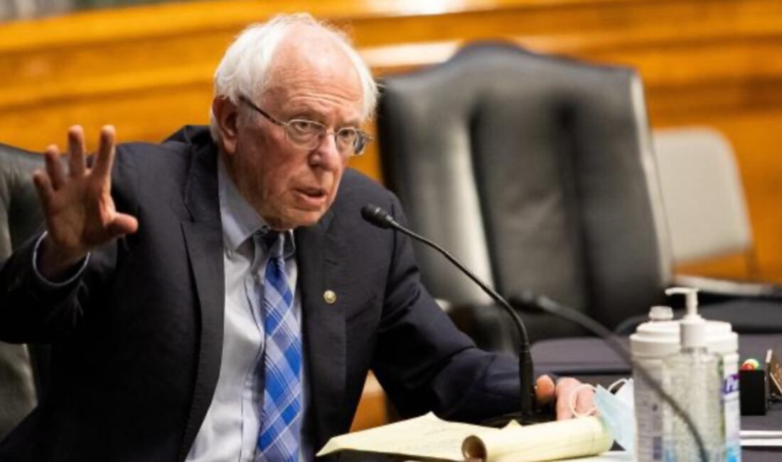 ABD'li Senatör Bernie Sanders, ABD Başkanı Donald Trump'ın "gayrimenkul" olarak