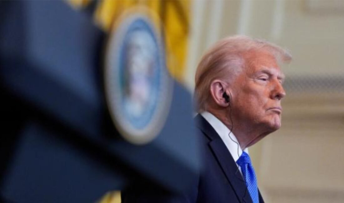 ABD Başkanı Donald Trump, ülkede istihdam yaratacak yabancı yatırımcılara oturma