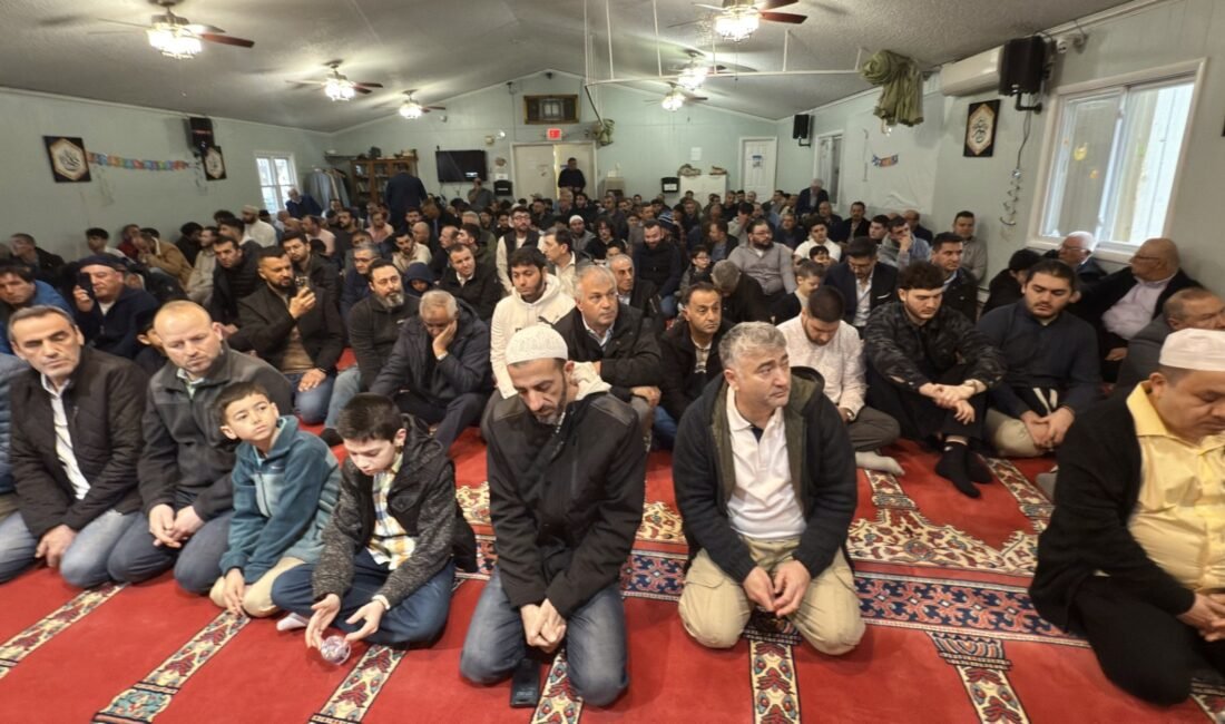Pennsylvania’da Bayram Namazı Coşkusu