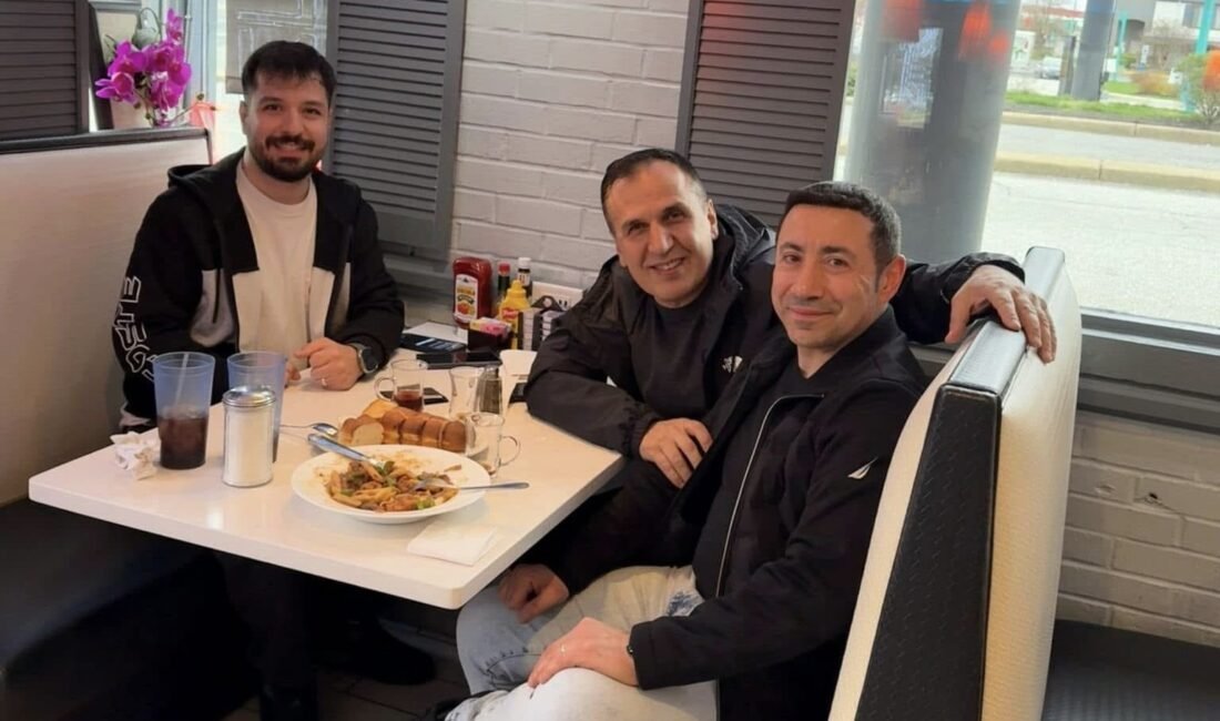 Giresun’un sevilen ses sanatçılarından Murat Çelik, kısa süreliğine geldiği Amerika