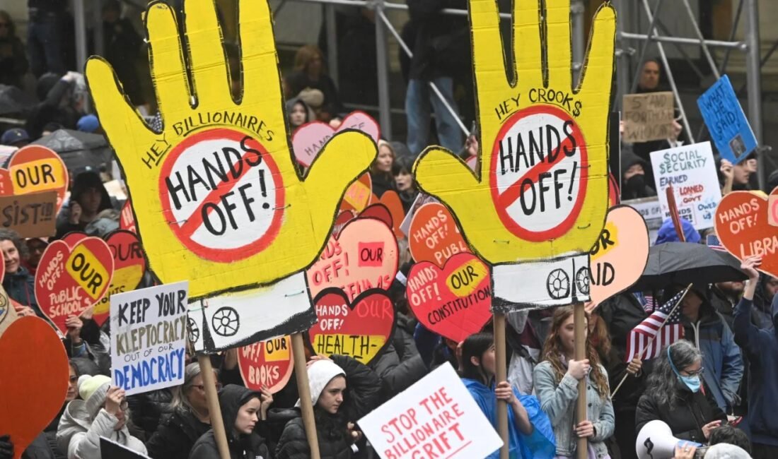 New York - ABD genelinde eş zamanlı düzenlenen protesto gösterilerinde, on