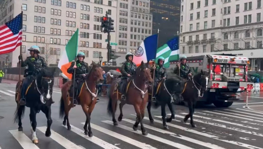 New York’un simge haline gelen St. Patrick Günü Geçit Töreni,