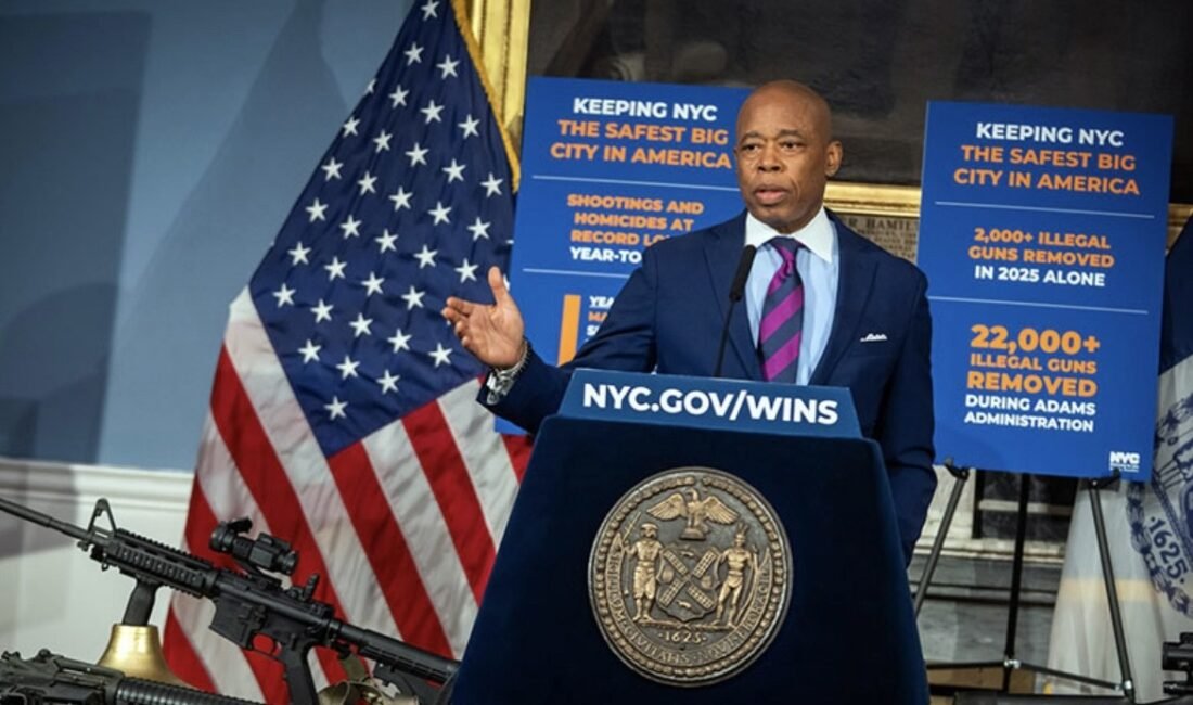 ICE ajanlarının son günlerde Manhattan’daki 26 Federal Plaza ve Varick