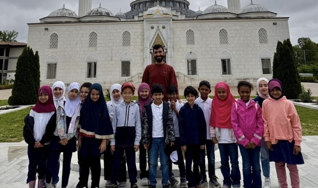 Hasan Çelik/Türk USA News Küba Preschool & Elementary School öğrencileri,