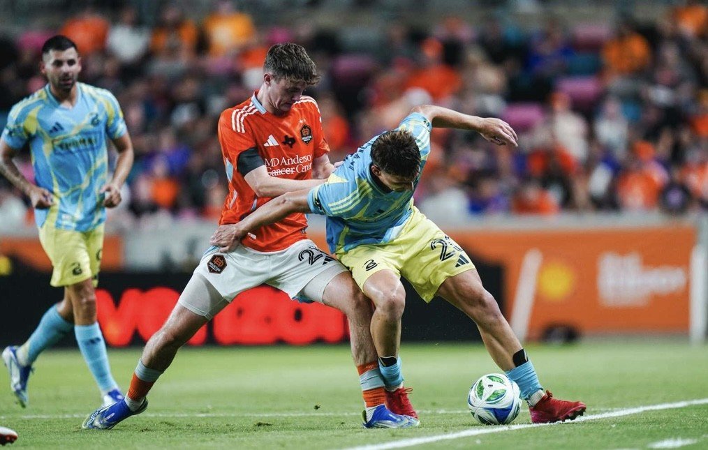 Philadelphia Union, Bedoya’nın erken golüne rağmen galibiyeti koruyamadı; McGlynn, Houston adına