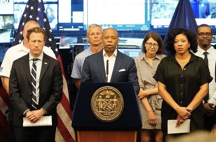New York City’de etkili olan yoğun sıcak hava dalgası nedeniyle