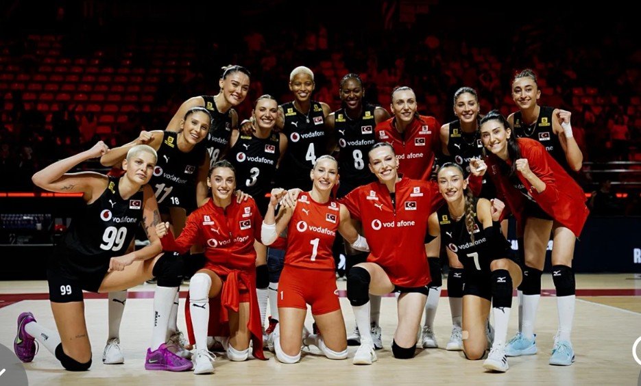 Filenin Sultanları ilk kez çıktığı Kadınlar Dünya Voleybol Şampiyonası finalinde
