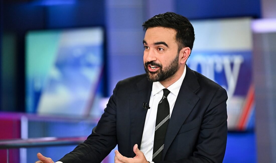 New York Belediye Başkanlığı için yarışan Demokrat aday Zohran Mamdani,