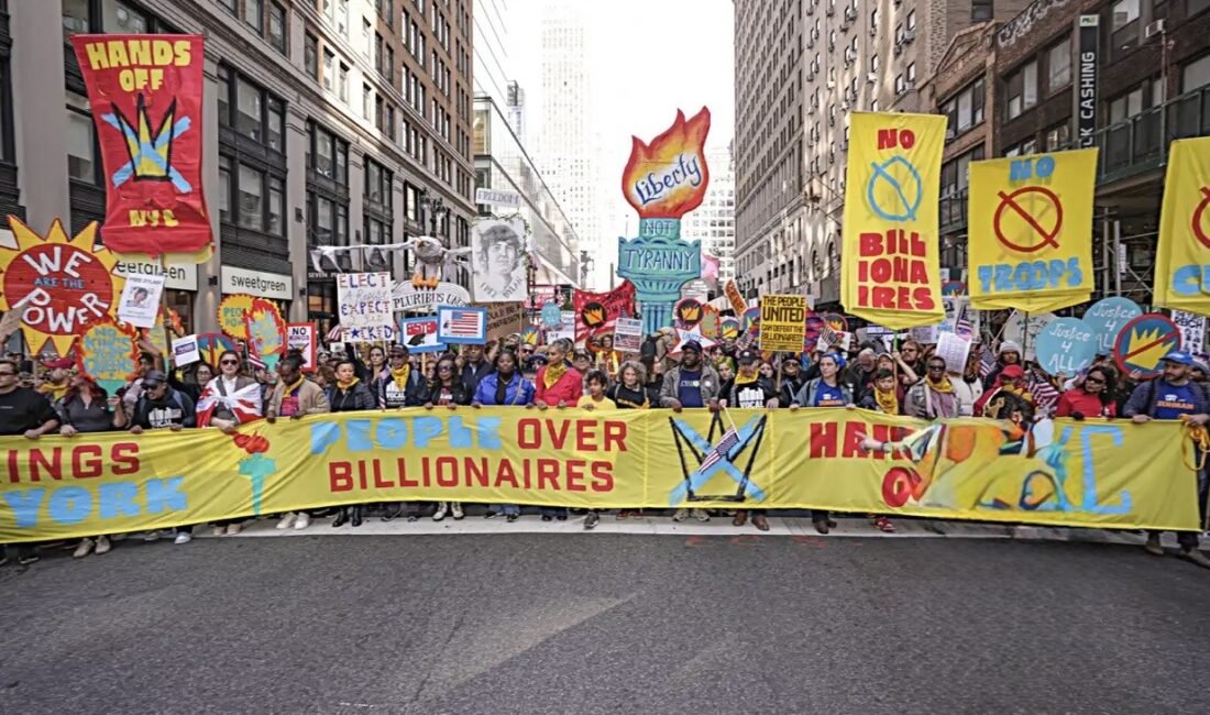 ABD genelinde milyonlarca kişi, "Krallara Hayır" (No Kings) protestolarında bir