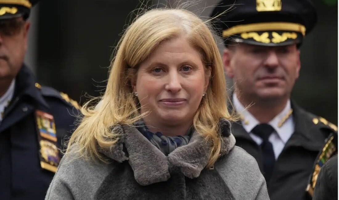 NEW YORK – New York Emniyet Müdürü, yeni yıl kutlamaları