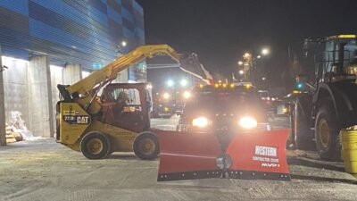 ABD’nin başkenti Washington, DC’de etkisini artıran kar yağışı günlük yaşamı