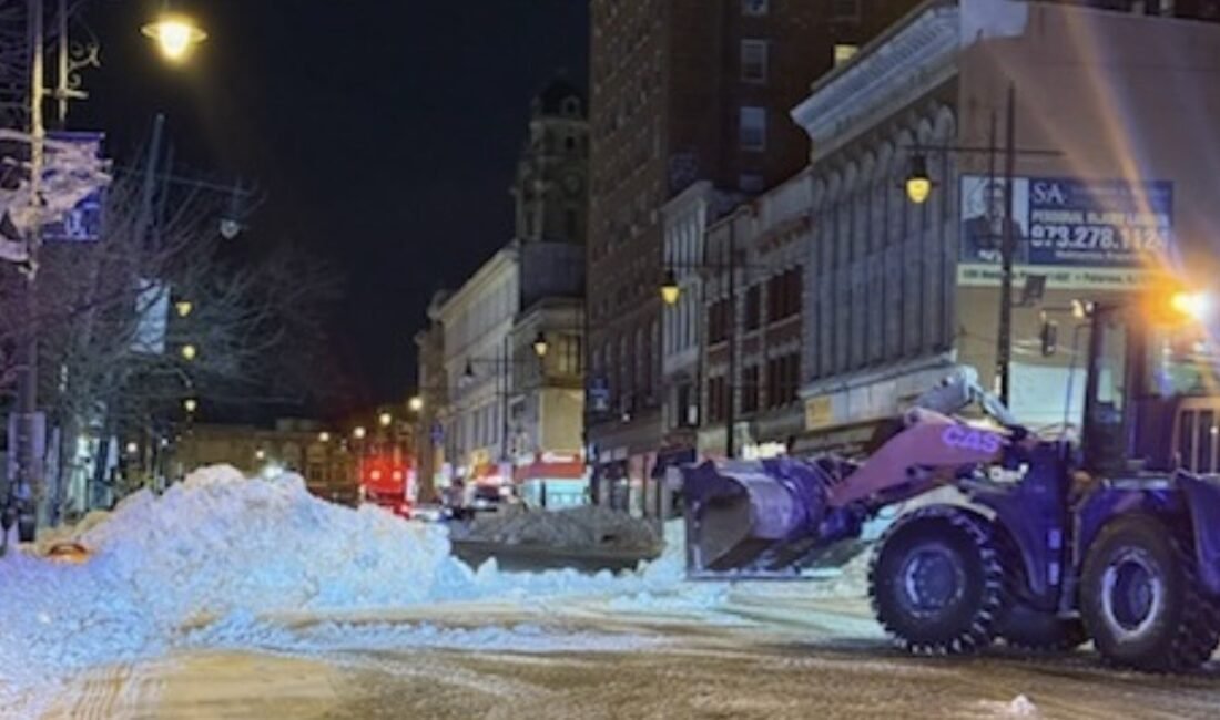 ABD’de etkili olan şiddetli kış fırtınası, ulaşımı ve günlük hayatı