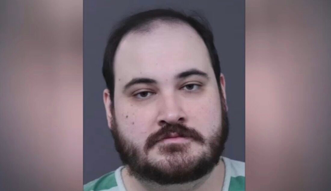 LEVITTOWN, PA. — Bucks County’de yaşayan bir kişi, çocuk cinsel