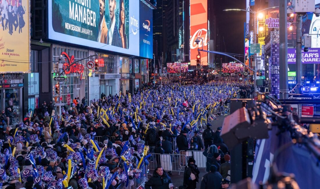 New York - ABD’de yılbaşı kutlamalarının simge mekânı olan New
