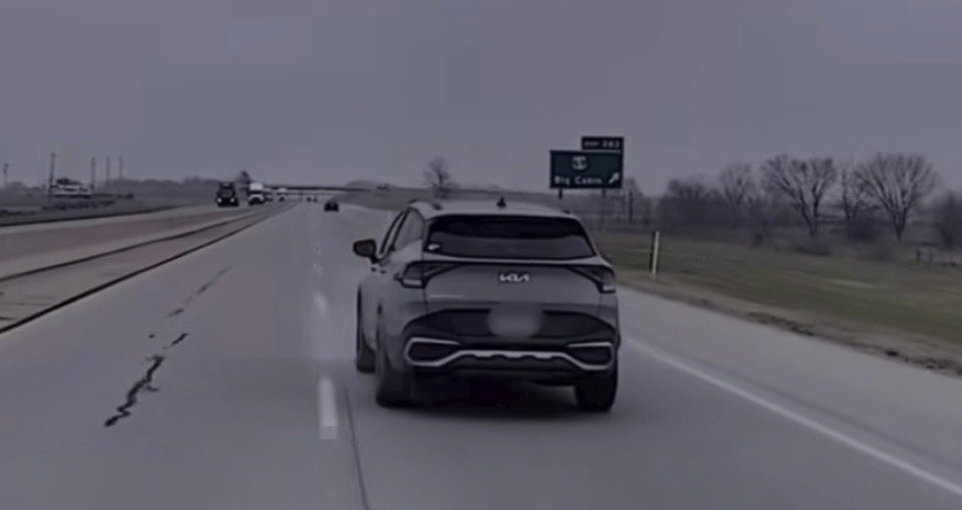 ABD’nin Oklahoma eyaletinde bir otoyolda yaşanan olay, direksiyon başında uykunun