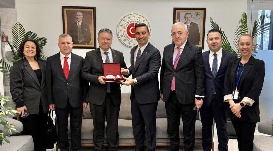 NEW YORK – Parlamenter Asamblesi Türk Grubu üyeleri, New York