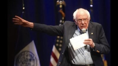 ABD Senatörü Bernie Sanders Salı günü yaptığı açıklamada, İran savaşı