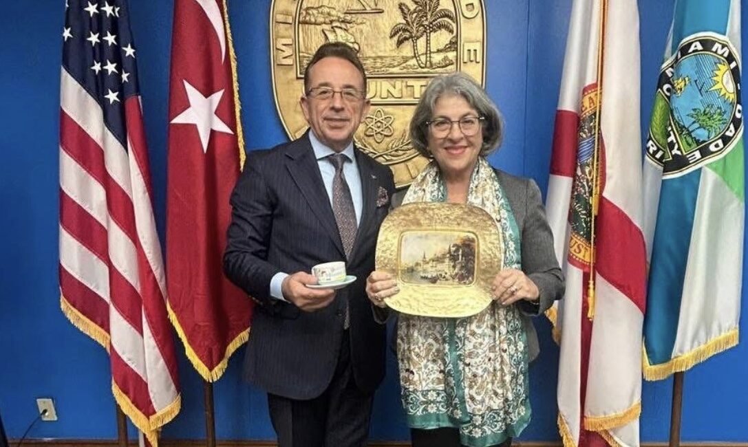 ABD - T.C. Miami Başkonsolosu Resul Şahinol, şehir yönetimi ile
