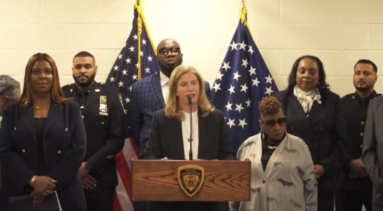 NEW YORK – New York Police Department (NYPD) bünyesinde görev yapan Polis