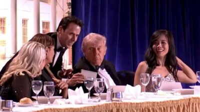 ABD Başkanı Donald Trump, Washington’da düzenlenen geleneksel White House Correspondents’