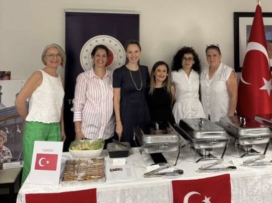 Houston’da kültürlerarası etkileşimin en renkli örneklerinden biri daha, Türk mutfağının