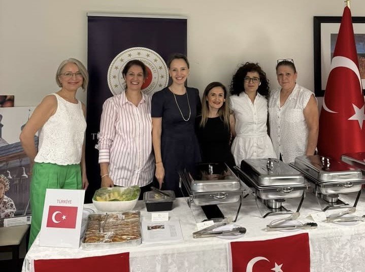 Houston’da kültürlerarası etkileşimin en renkli örneklerinden biri daha, Türk mutfağının