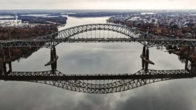 BRISTOL, PA — Bucks County ile Florence, New Jersey’yi birbirine