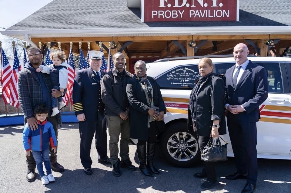 ABD’nin New York City kentinde bulunan FDNY İtfaiye Akademisi, bugün duygu yüklü