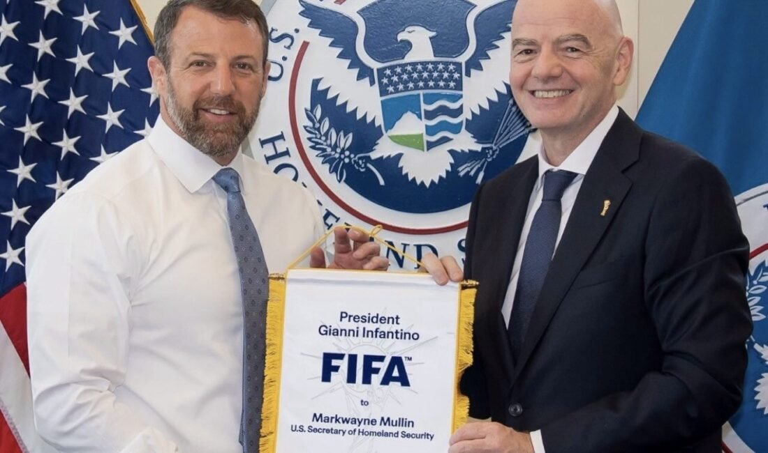 FIFA Başkanı Gianni Infantino, 2026 Dünya Kupası hazırlıkları kapsamında ABD’li yetkililerle