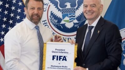 FIFA Başkanı Gianni Infantino, 2026 Dünya Kupası hazırlıkları kapsamında ABD’li yetkililerle