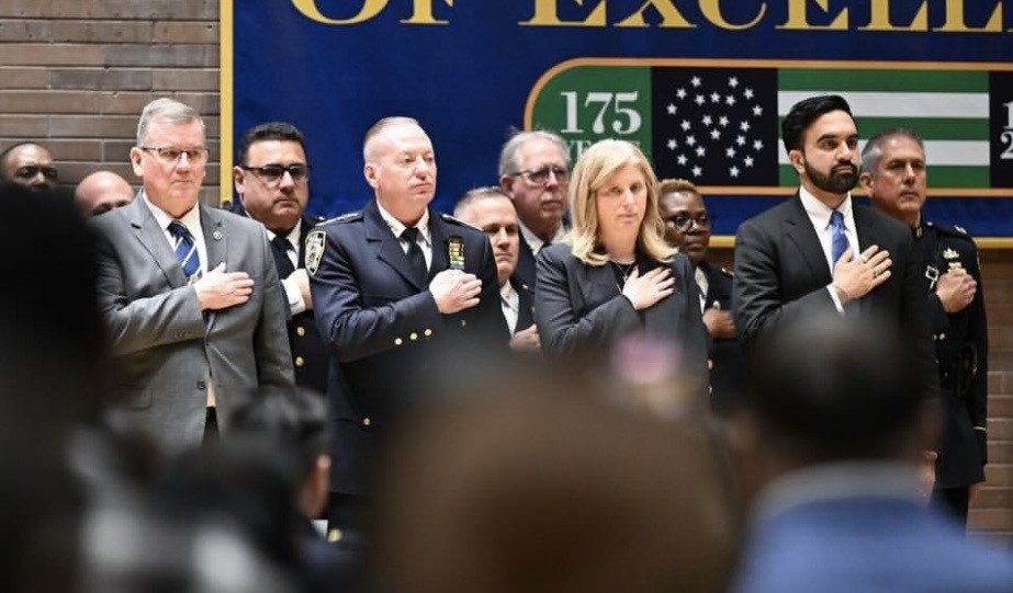 New York’ta, New York City Police Department karargâhı olan One