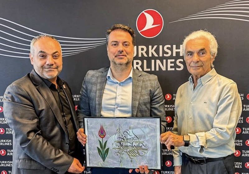 İbrahim Yazıcı ile Gürer Aykal, Turkish Airlines New York Ofisi’nde,
