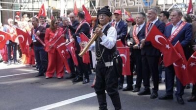ABD’de yaşayan Türk toplumunun milli birlik ve beraberliğini simgeleyen en
