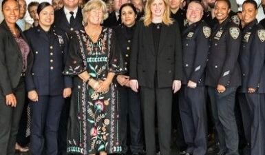 New York Polis Teşkilatı (NYPD), bünyesine yaklaşık 800 yeni polis memuru kazandırdı.