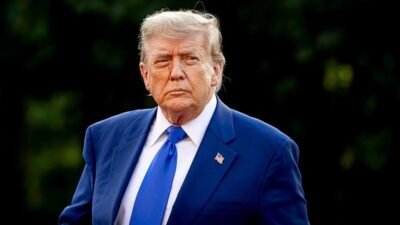 NEW YORK — Trump yönetiminin, 75 ülke vatandaşlarına yönelik göçmen vizesi