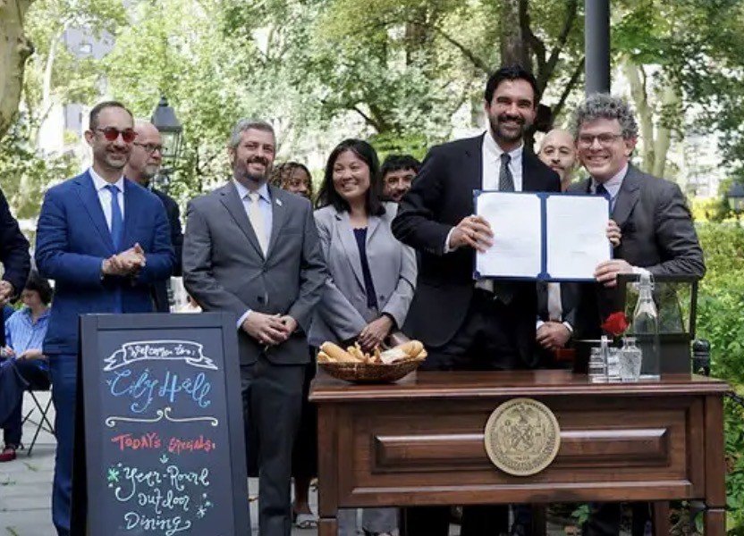 NEW YORK — New Yorklular, bu kış dondurucu soğuklara rağmen