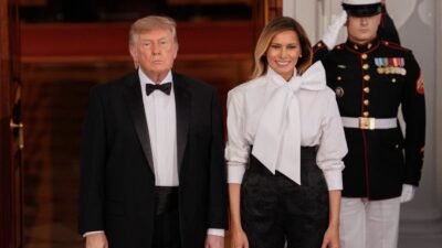 WASHINGTON – ABD Başkanı Donald Trump ve First Lady Melania