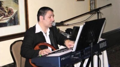 Amerika Birleşik Devletleri’nde yaşayan Türk toplumunun sevilen sanatçılarından Ercan Dereyaylan,